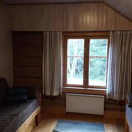 Nelikko Juhla- Ja Majoitustilat Villa