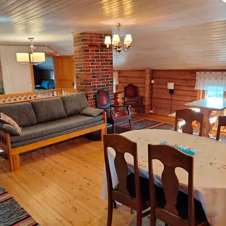 Nelikko Juhla- Ja Majoitustilat Himanka