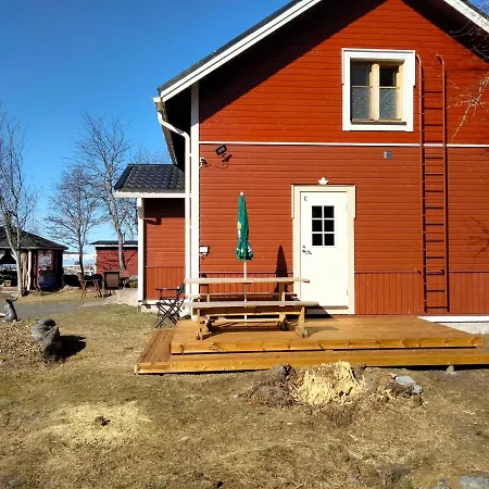 Nelikko Juhla- Ja Majoitustilat * Himanka