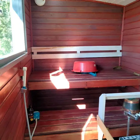 Nelikko Juhla- Ja Majoitustilat *