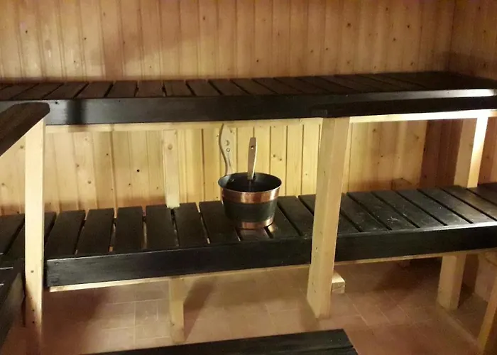 Nelikko Juhla- Ja Majoitustilat Himanka