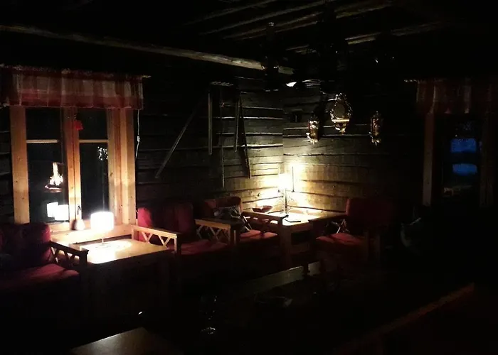 Nelikko Juhla- Ja Majoitustilat Villa Himanka