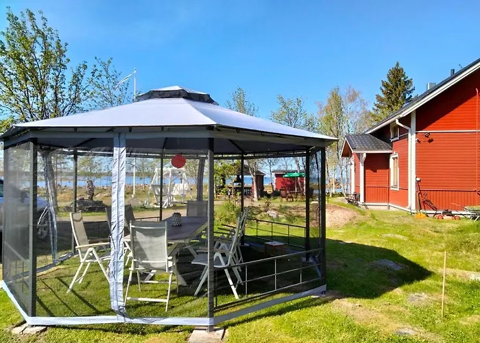 Villa Nelikko Juhla- Ja Majoitustilat Himanka