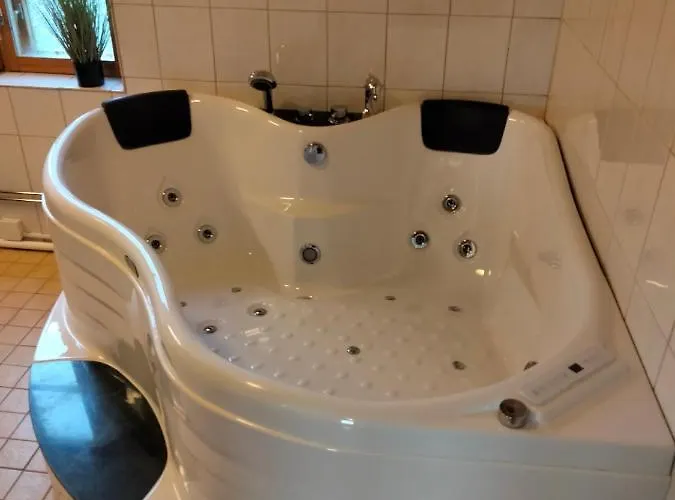 Nelikko Juhla- Ja Majoitustilat *