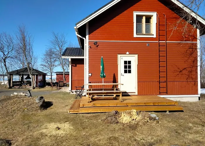 Nelikko Juhla- Ja Majoitustilat * Himanka