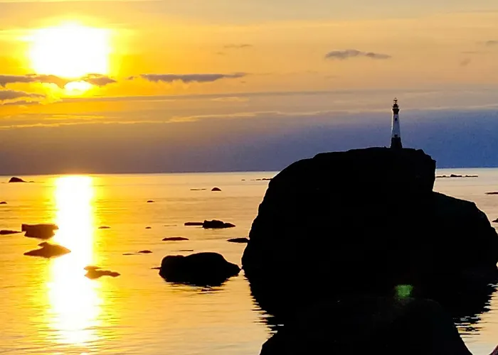 Nelikko Juhla- Ja Majoitustilat Villa Himanka